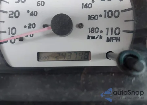 2001 Toyota Tacoma из США, поврежденный, VIN 5TEVL52N31Z855246